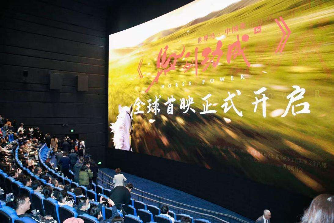 图片包含 游戏机, 男人 AI 生成的内容可能不正确。