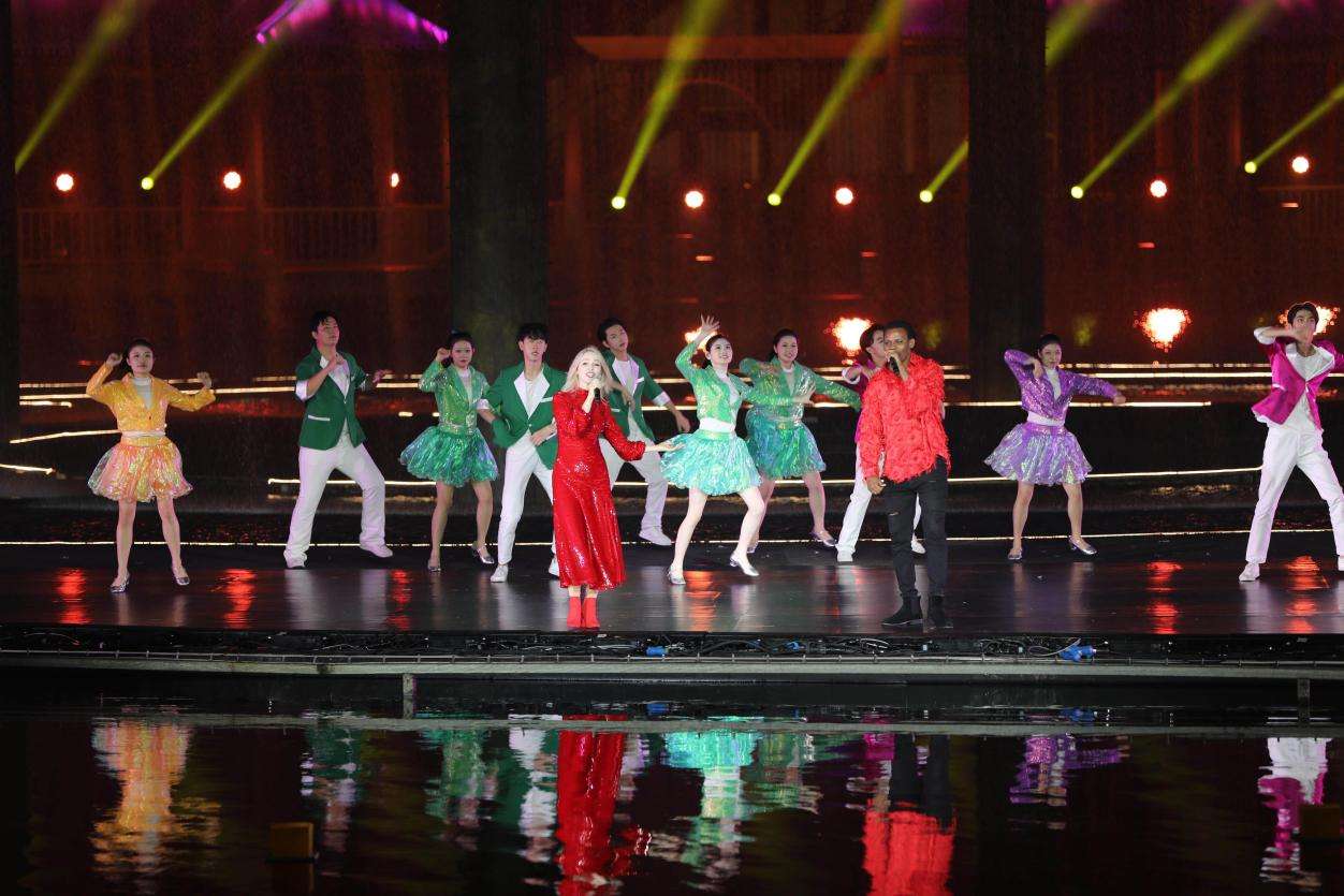 歌曲《友谊地久天长》 (1)