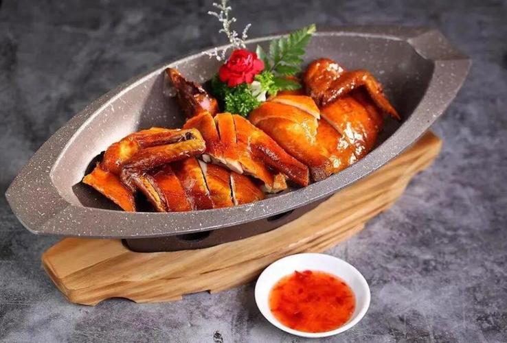 佛山顺德"莫氏鸡煲"一鸡难求?不妨转道广州增城,解锁鸡肴n种吃法