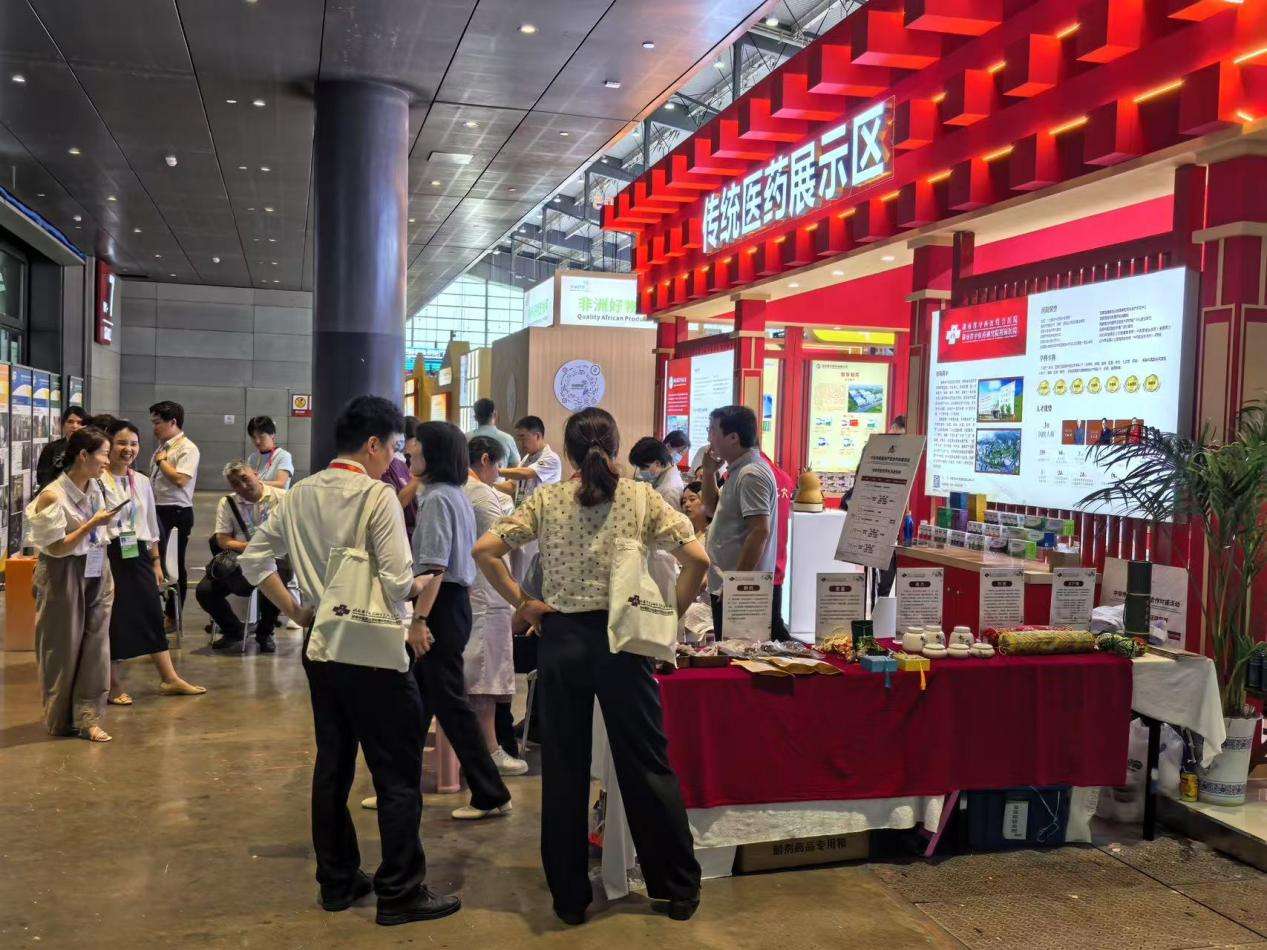 1005d18c6db900310705dc858d8add8