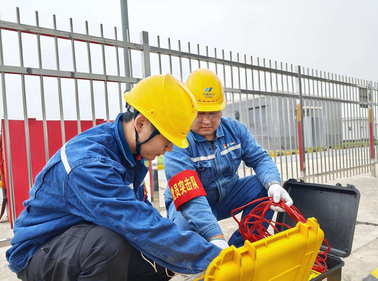 256675754ef54af69448d3dda79b145f